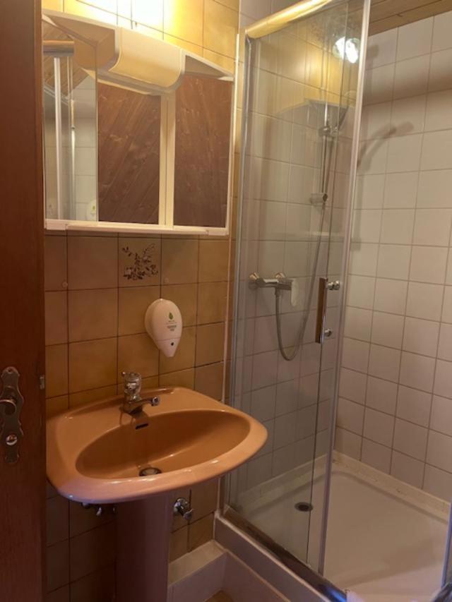 Westerwaelder Hof Windhagen Ngoại thất bức ảnh